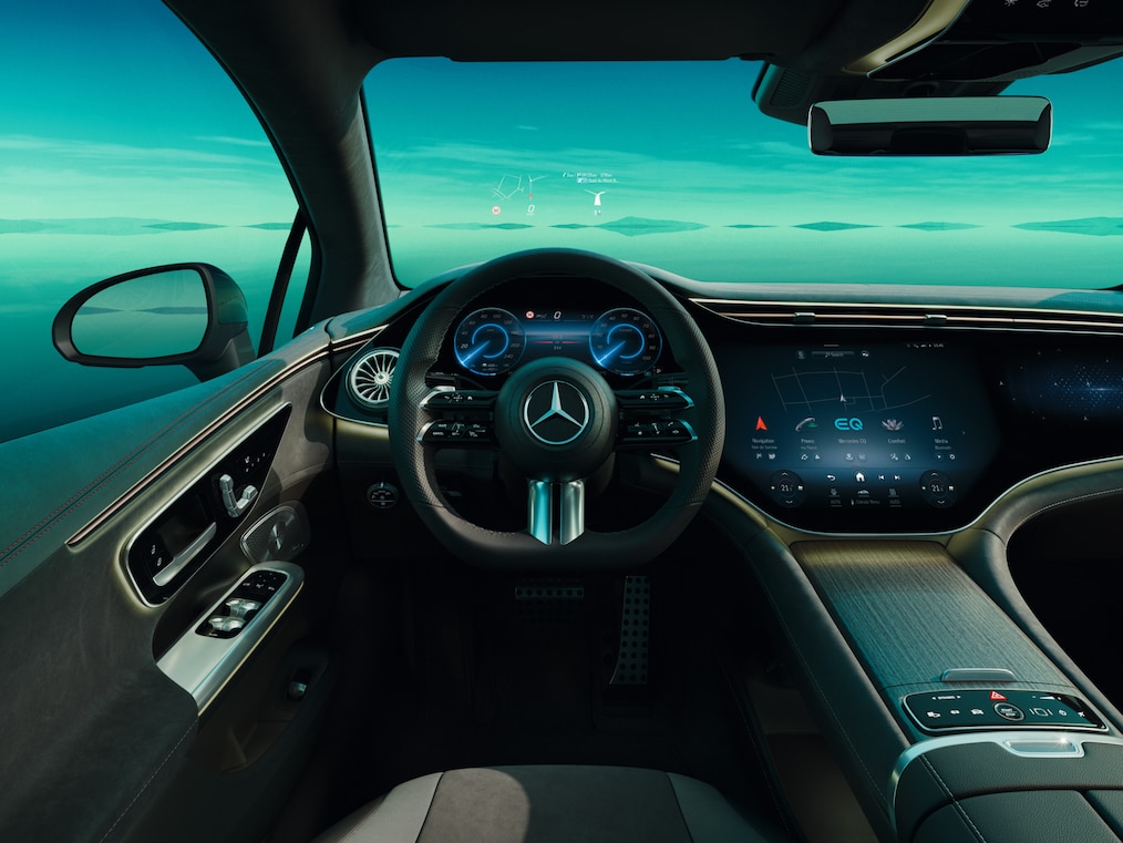 O interior do EQE Sedan da Mercedes-Benz.