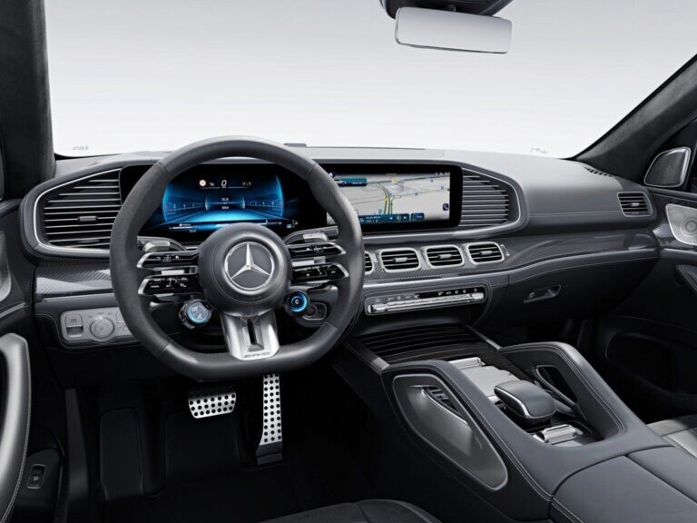 O interior do novo Mercedes-Benz GLE Coupé com a AMG Line.