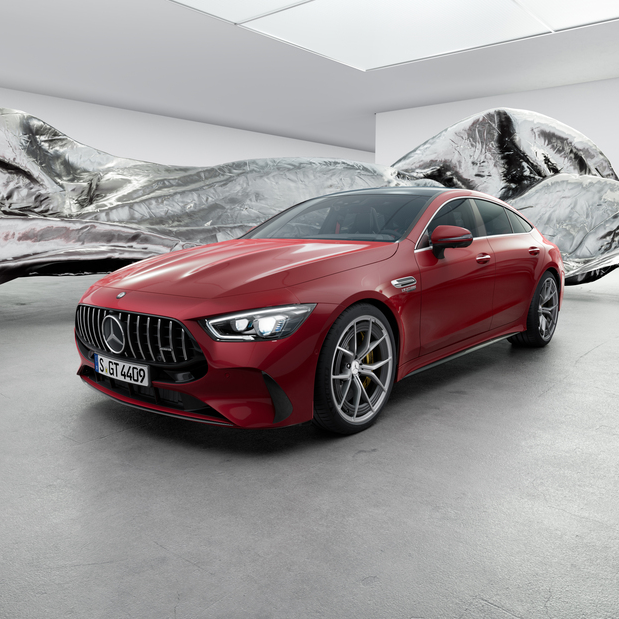 GT63 S E Performance | Mercedes-AMG O GT 63 da Mercedes-AMG em um ambiente de estúdio.