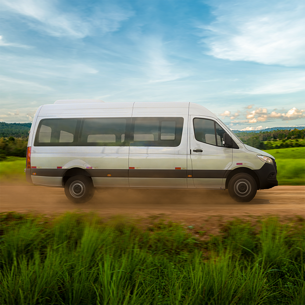 Sprinter Furgão Vidrado | Robustez | Mercedes-Benz Vans Um modelo Sprinter Furgão Vidrado em segmentos especiais para agricultura.