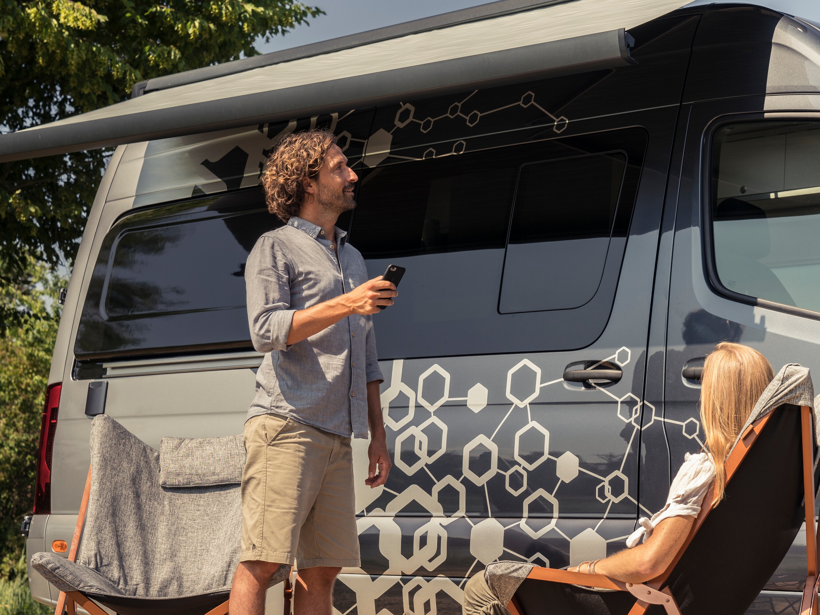 Modelo Sprinter Furgão modificado para motorhome.