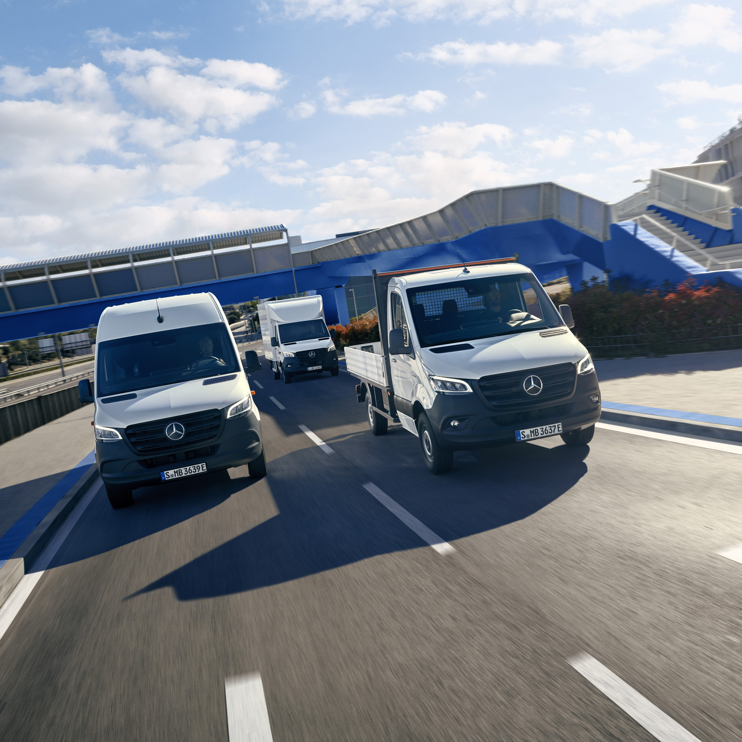 eSprinter | Mercedes-Benz Vans Uma frota de diferentes carrocerias da eSprinter elétrica.