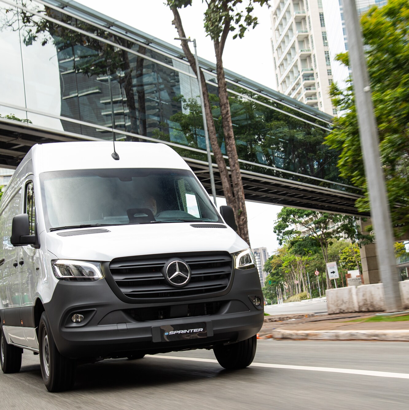 O eSprinter Furgão da Mercedes-Benz.