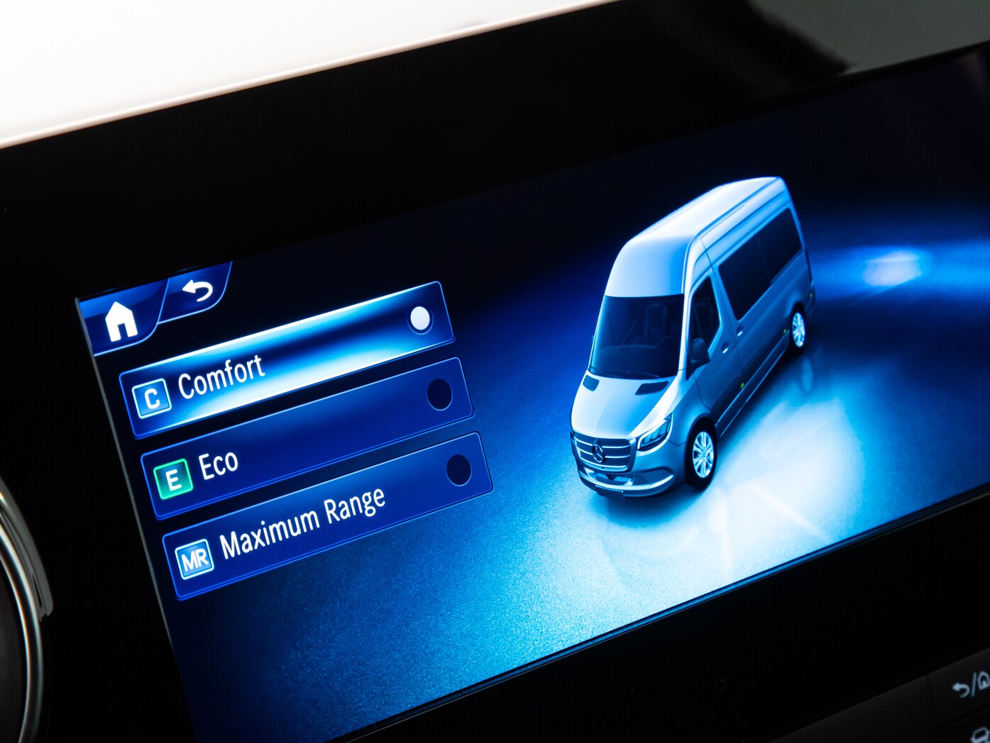 A nova eSprinter vista numa visão diagonal.