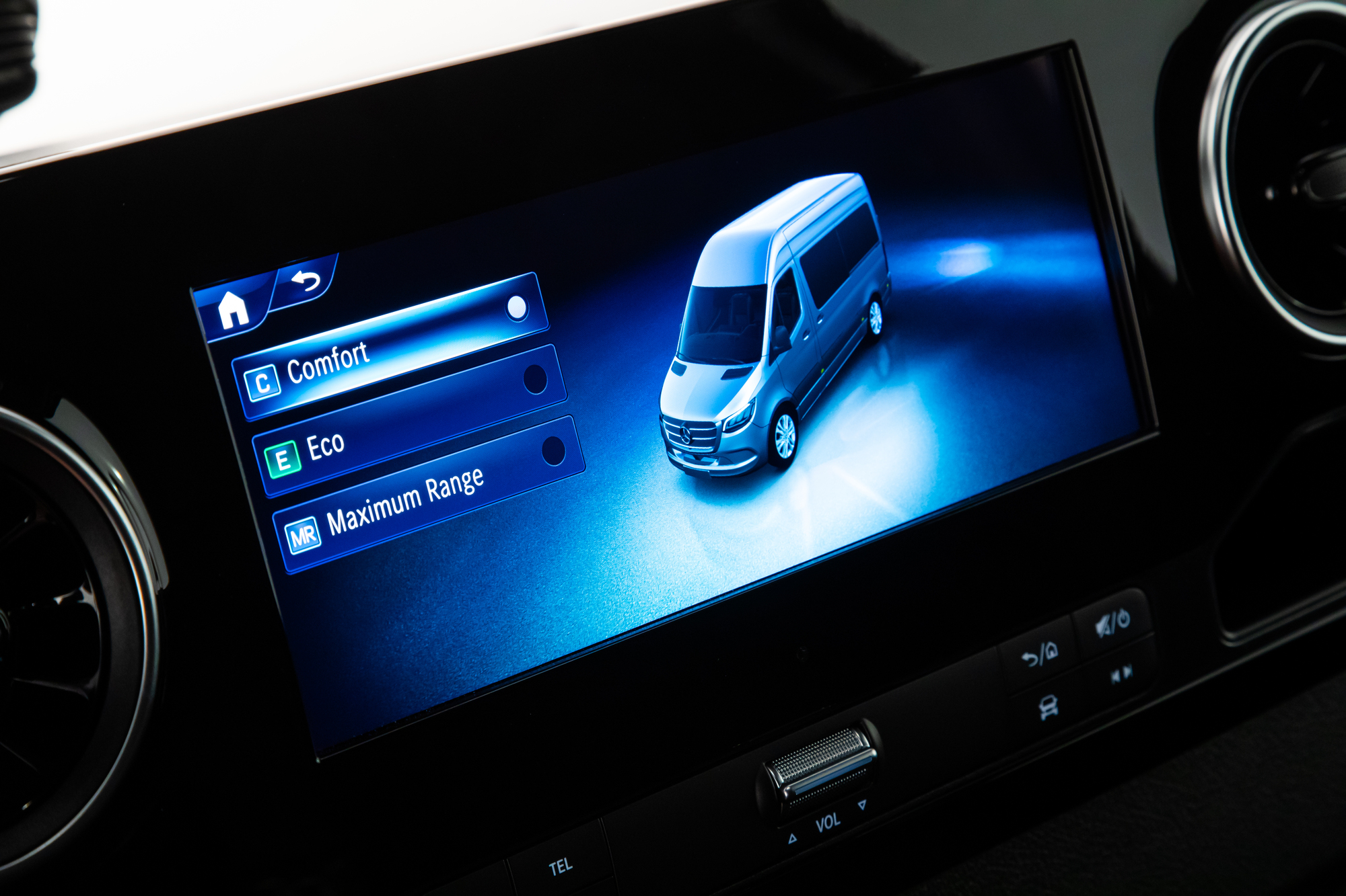 eSprinter - Equipada de possibilidades | Mercedes-Benz Vans A nova eSprinter vista numa visão diagonal.