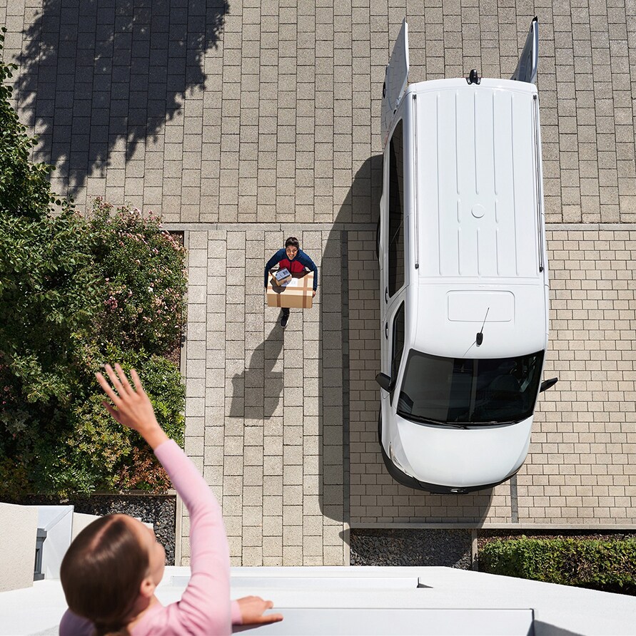 Mosaico com 3 imagens que remetem ao Agendamento Online da Mercedes-Benz.
