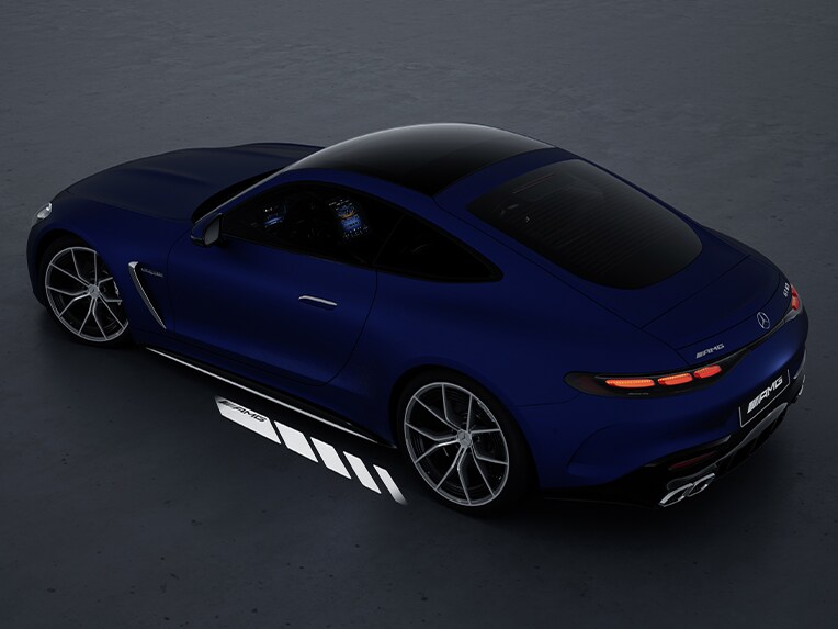 O display de luzes AMG para o novo Mercedes-AMG GT 63 S E PERFORMANCE.