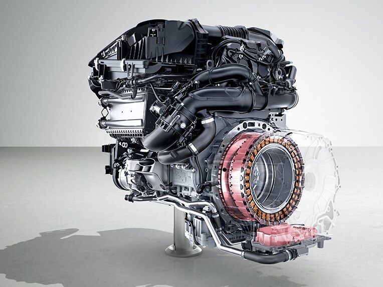 O motor do Mercedes-Benz Classe C Sedan.
