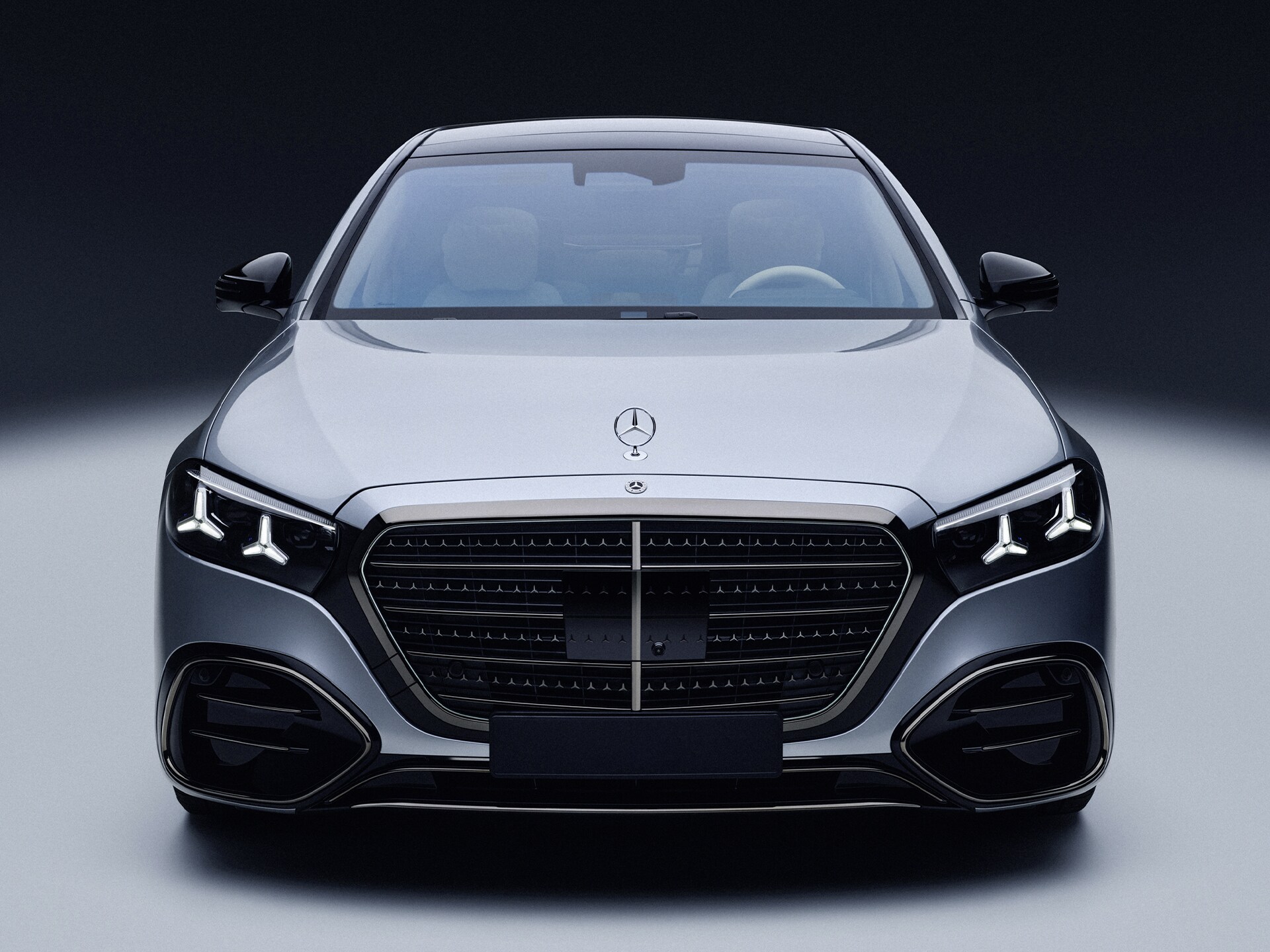 Faça parte da viagem do novo Mercedes-Benz Classe S por 140 locais em todo o mundo.