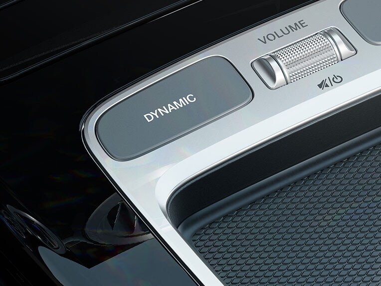 A função DYNAMIC SELECT do novo Mercedes-Benz CLA Coupé.
