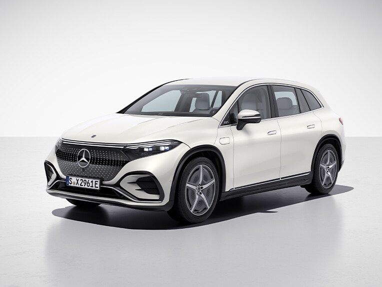 O novo EQS SUV da Mercedes-Benz com AMG Line.