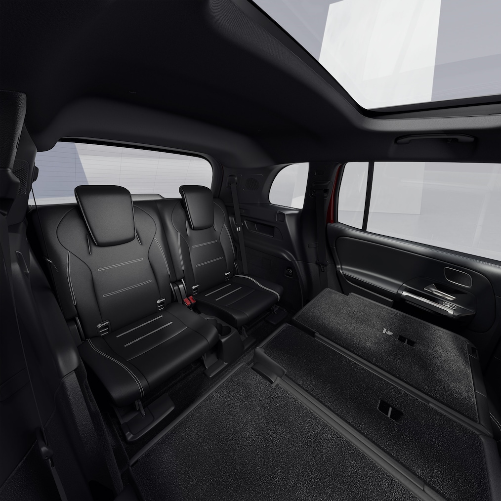 Uma vista parcial do Mercedes-Benz GLB com terceira fileira de bancos opcional.