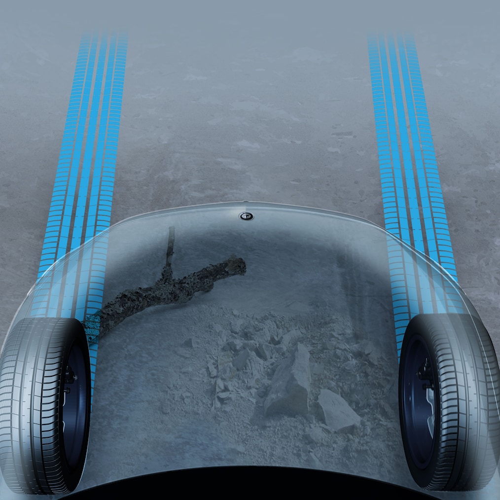 O capô do motor transparente do Mercedes-Benz GLE Coupé.