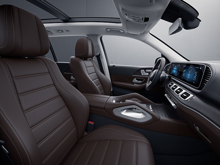 O interior do Mercedes-Benz GLS com interior EXCLUSIVE.