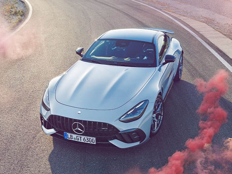 A ilustração da potência da Mercedes-AMG.