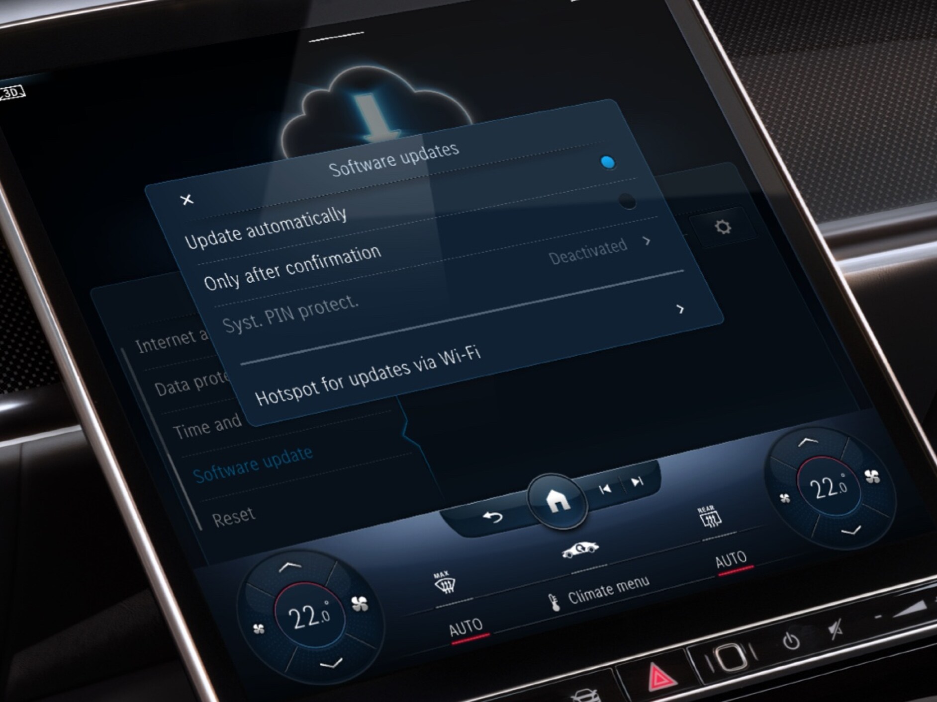 O sistema multimídia MBUX atualiza o mapa de navegação através da funcionalidade digital extra Atualização de mapas online.