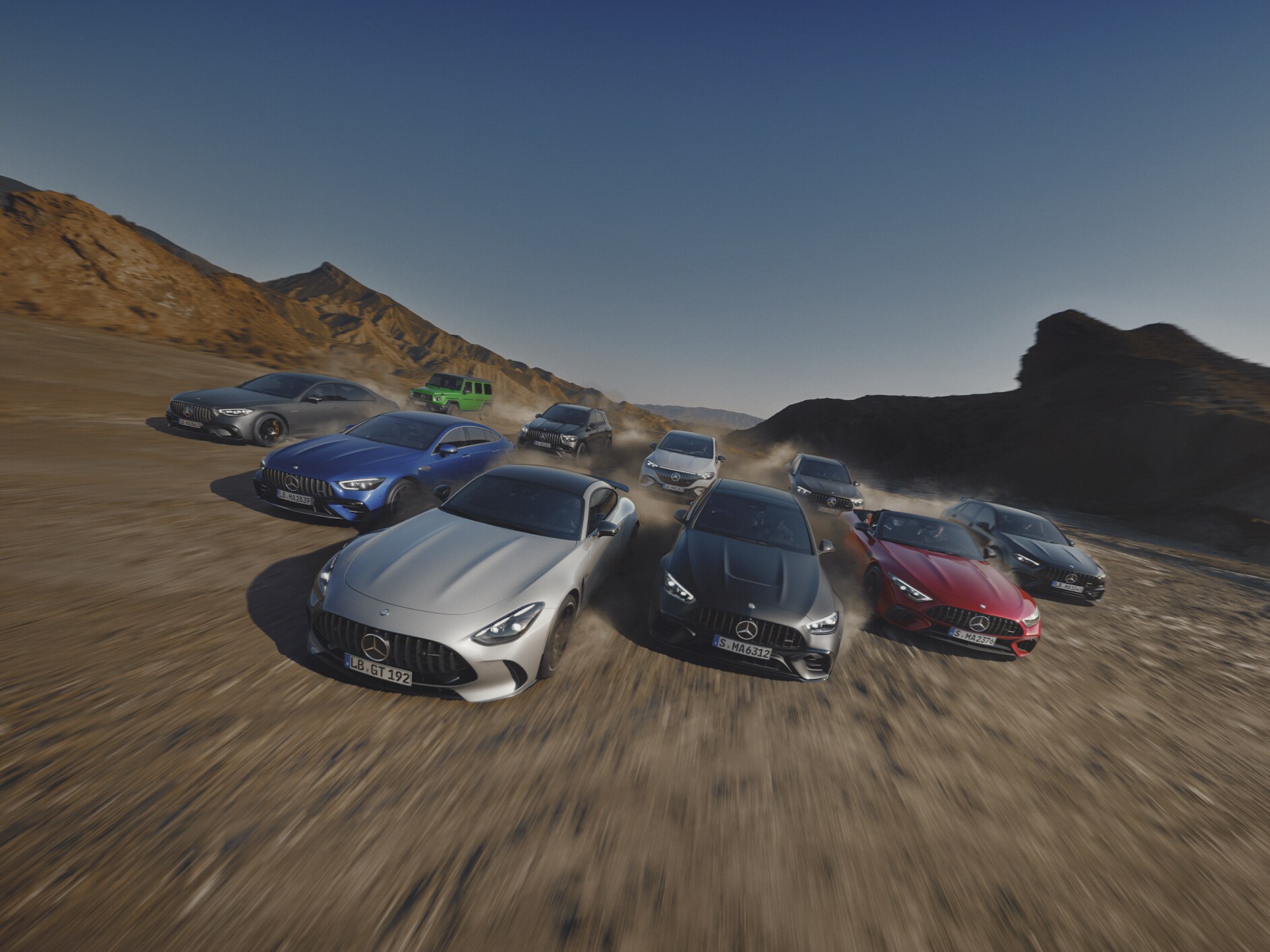 Grupo de carros Mercedes-AMG.