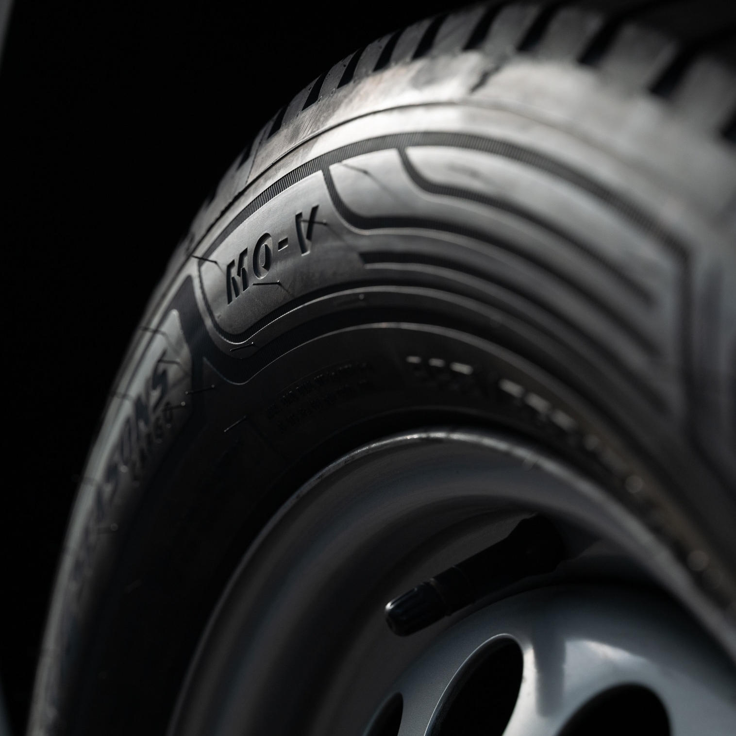 Rodas completas genuínas da Mercedes-Benz | Vans Mercedes-Benz Rodas completas genuínas da Mercedes-Benz